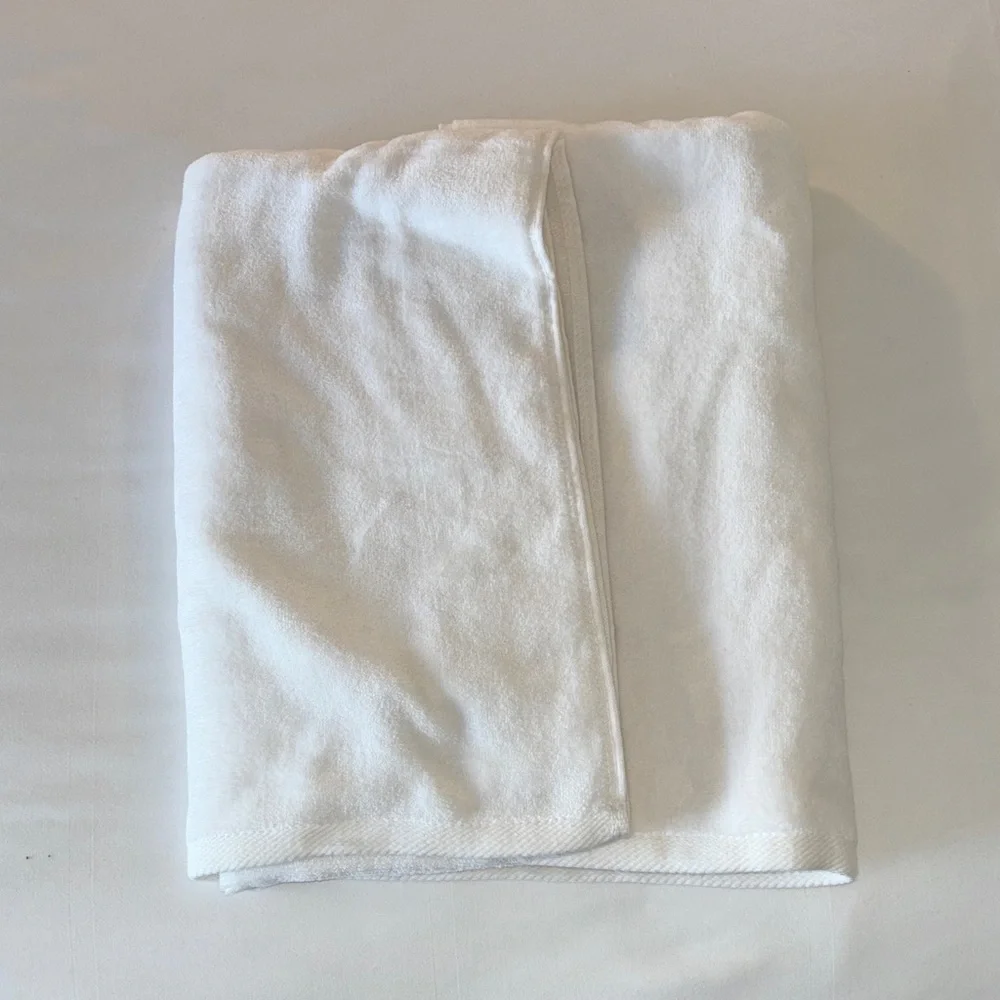 W Fort Lauderdale White Towel